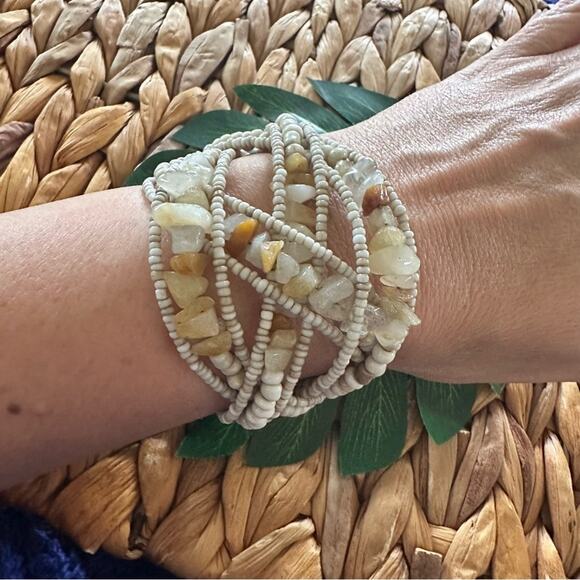 BOGO FREE BEADED STONE STRETCH BRACELET - Picture 4 of 6